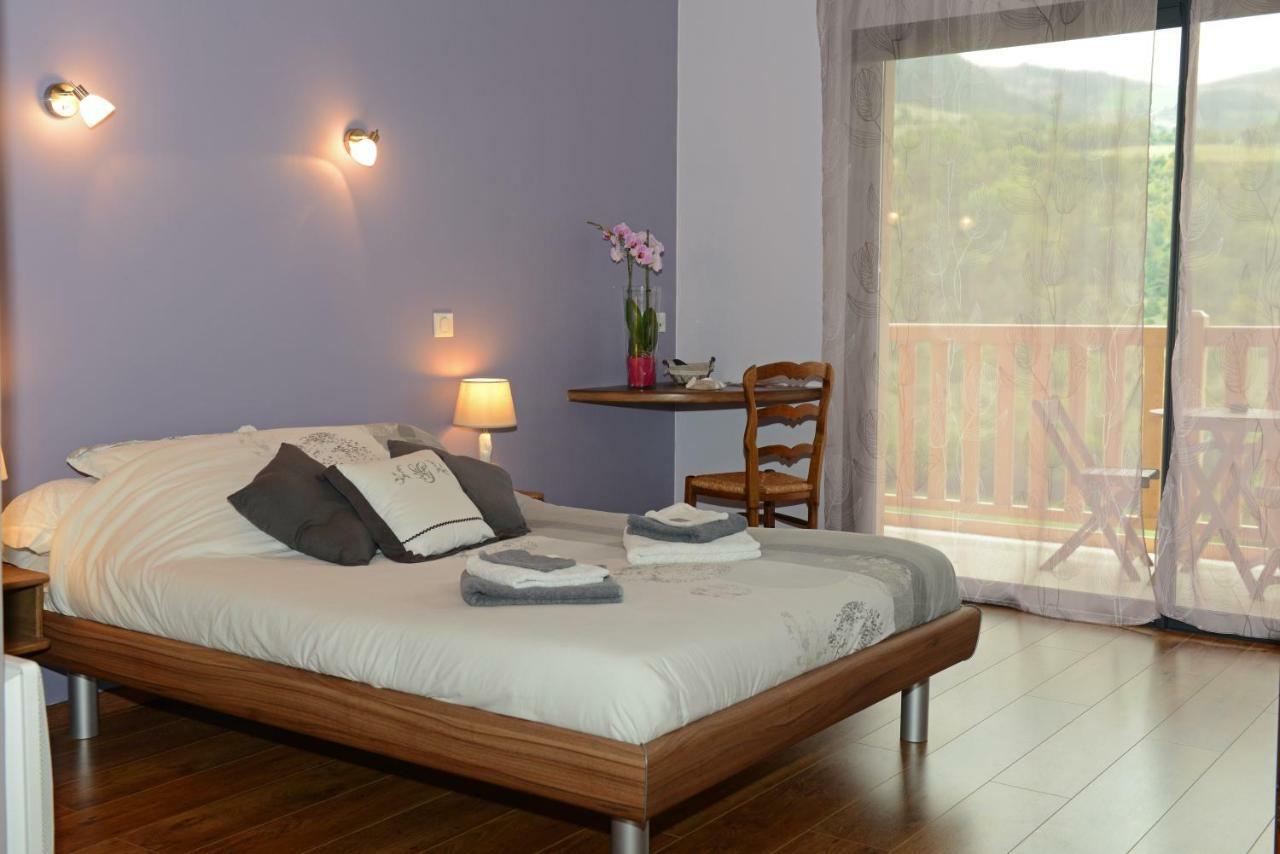 Bed and Breakfast Lauz'Oustal Montrodat Exterior foto