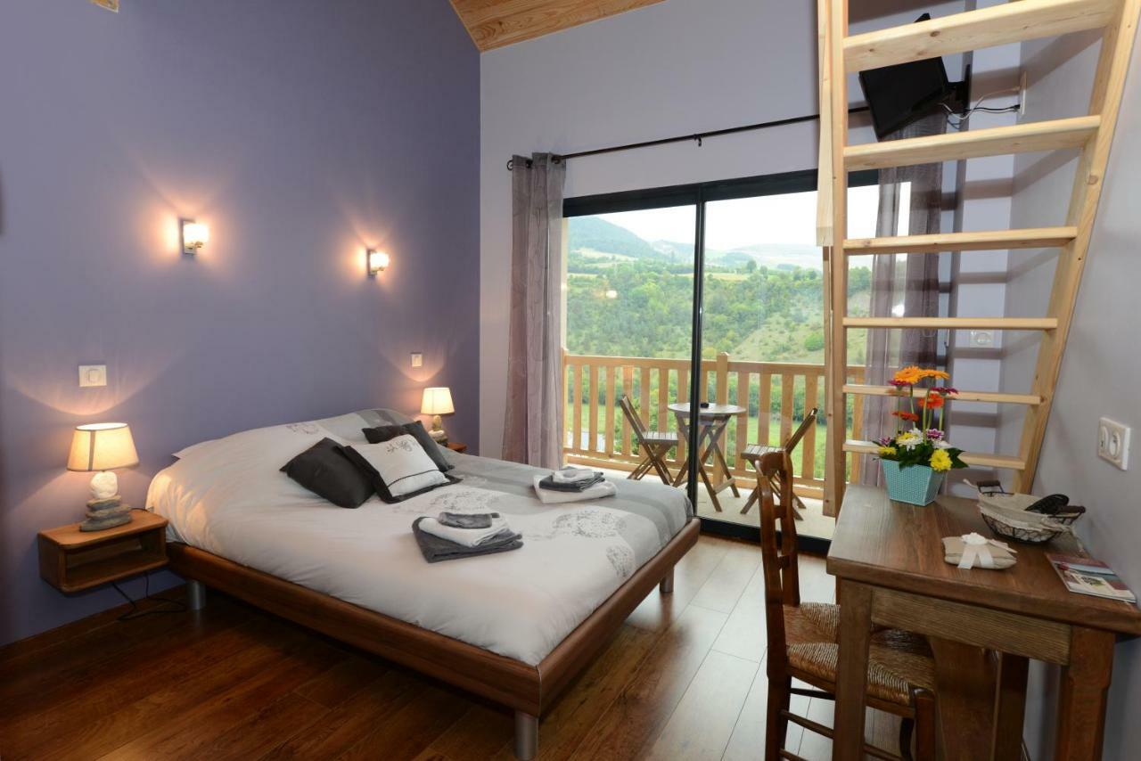Bed and Breakfast Lauz'Oustal Montrodat Exterior foto